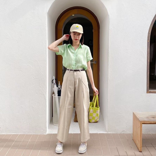 Pl0004 Baggy Pant, Unisex Wide-Legged Pants, Small Waistband, Puffy Hips. Choose a Size for Your Waist. in Case Your Hips Are Not Tight and Support the Crotch, the Model's Measurements Are: Waist 24", Hips 36", Wear Size m / Model's Measurement