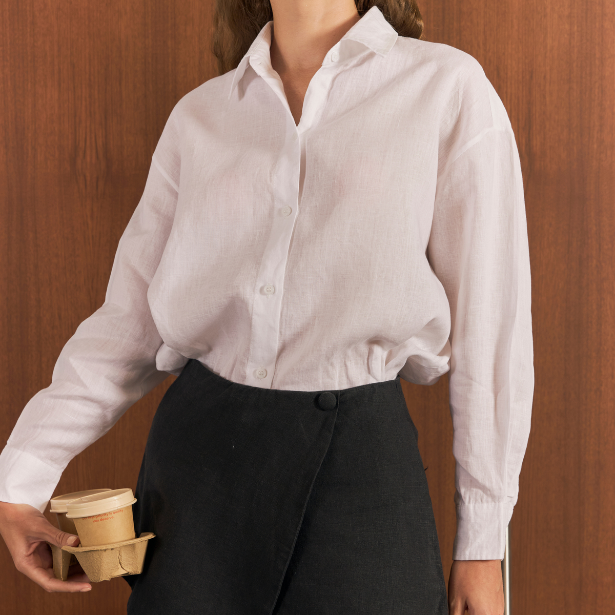 TL0001 Oversized Shirt, 100% Pure Linen Shirt, Long Sleeve Shirt with a Loose Fit. Can Be Worn in Many Styles, Comfortable Fabric.