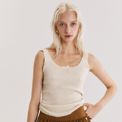 Petal Trim Tank, Premium Workmanship, Special Tailoring, Can Be Worn on Both Sides, Has 1 Size, Elegant and Feminine Design. Uses Ribbed Fabric for Flexibility and a Snug Fit. Comfortable to Wear All Day Long.